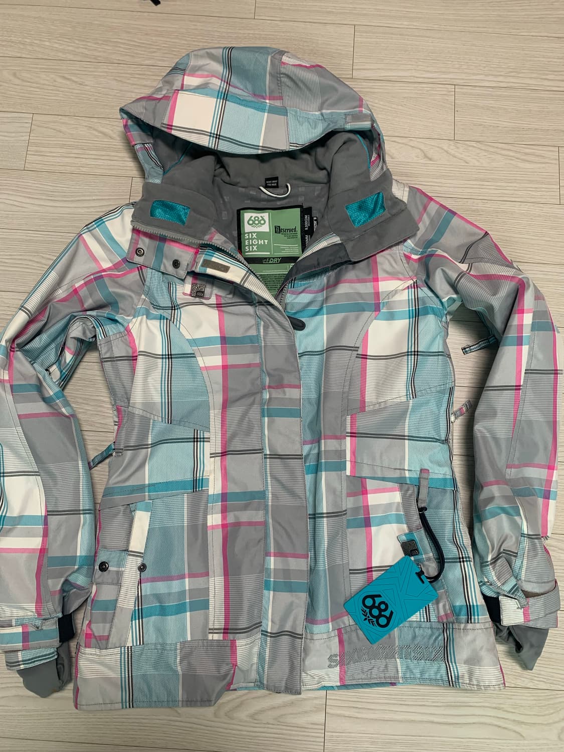 686 체크 여성 스노우보드 자켓 상품이미지1