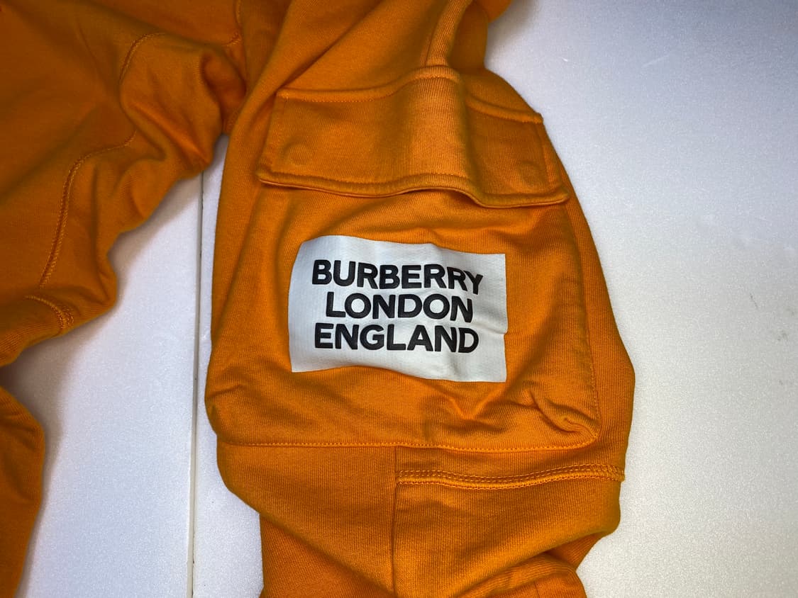 Bnwt burberry foster logo patch pants 상품이미지2