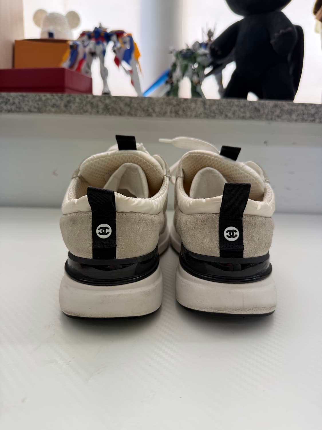 정품) 샤넬 웨이브 스웨이드 카프스킨 나일론 스니커즈 36 상품이미지5