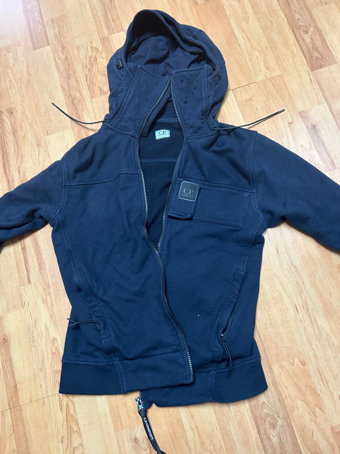 C.P.Company 씨피 후드집업 상품이미지1