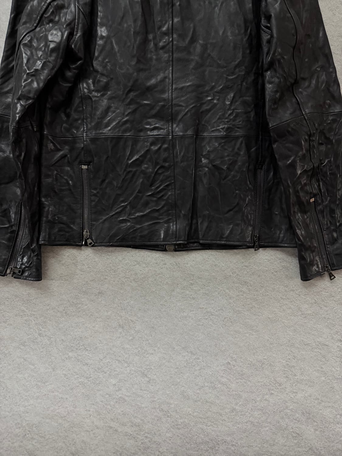 존바바토스 주름가공 크링클 레더자켓 상품이미지8