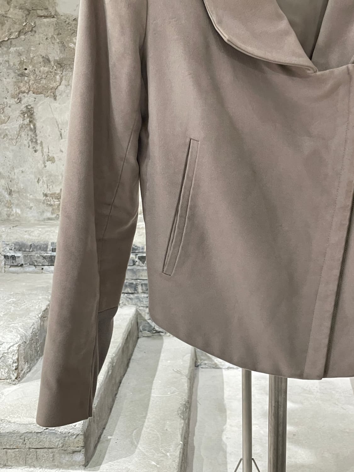 헬무트랭 베이지 레더 바이커 자켓 상품이미지4