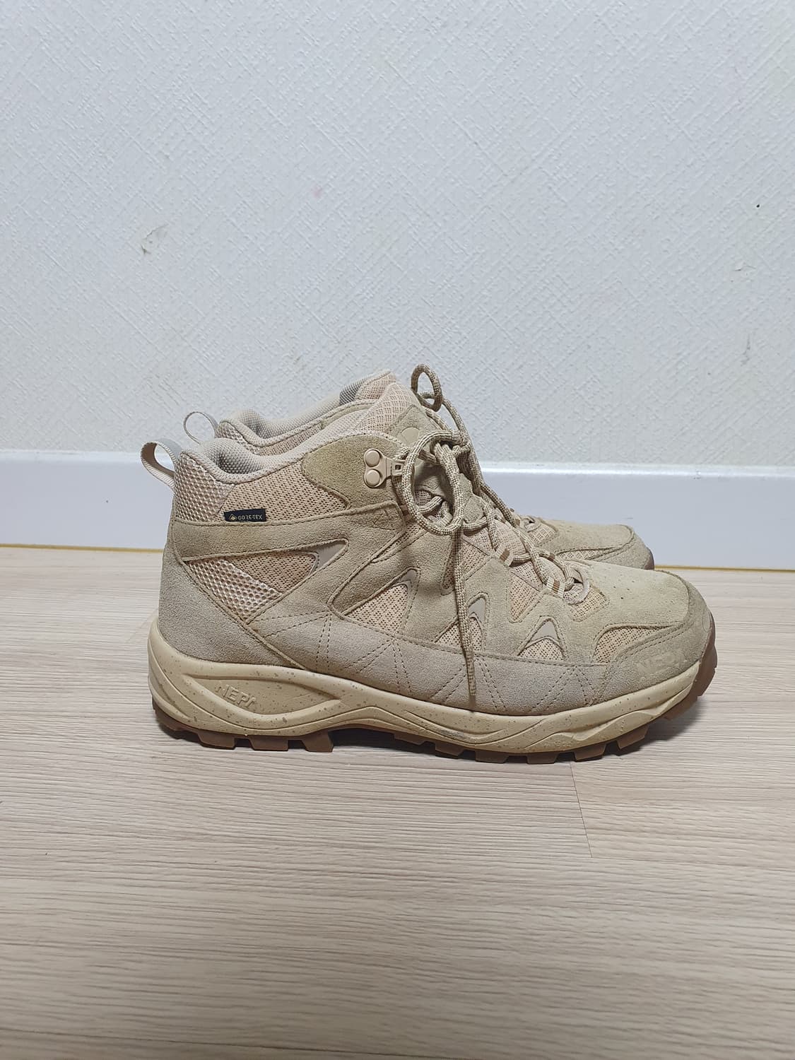 네파 칸네토 비브람 등산화 275 상품이미지1