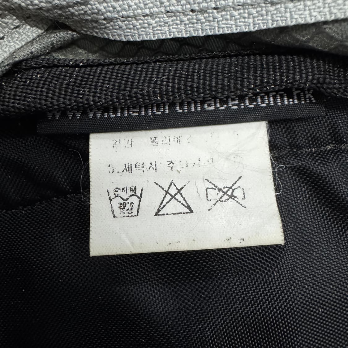 노스페이스 고프코어 에센셜 하늘색 스몰 백팩 상품이미지8