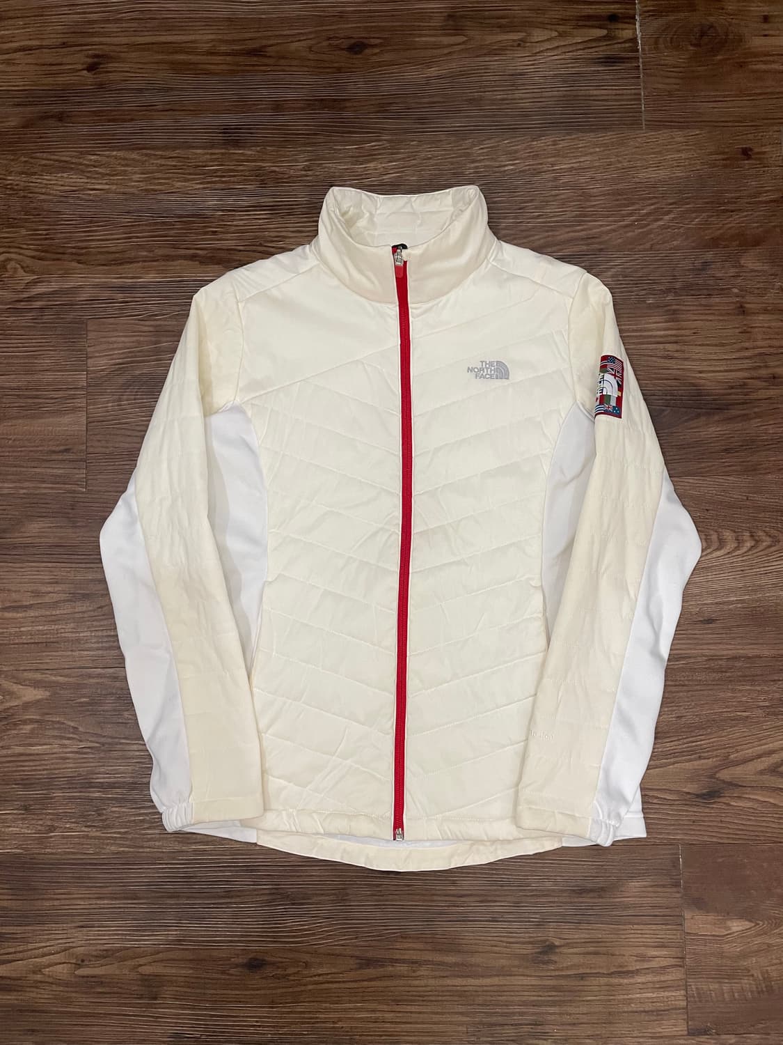 노스페이스 평창 올림픽 브이모션 패딩 자켓 상품이미지3