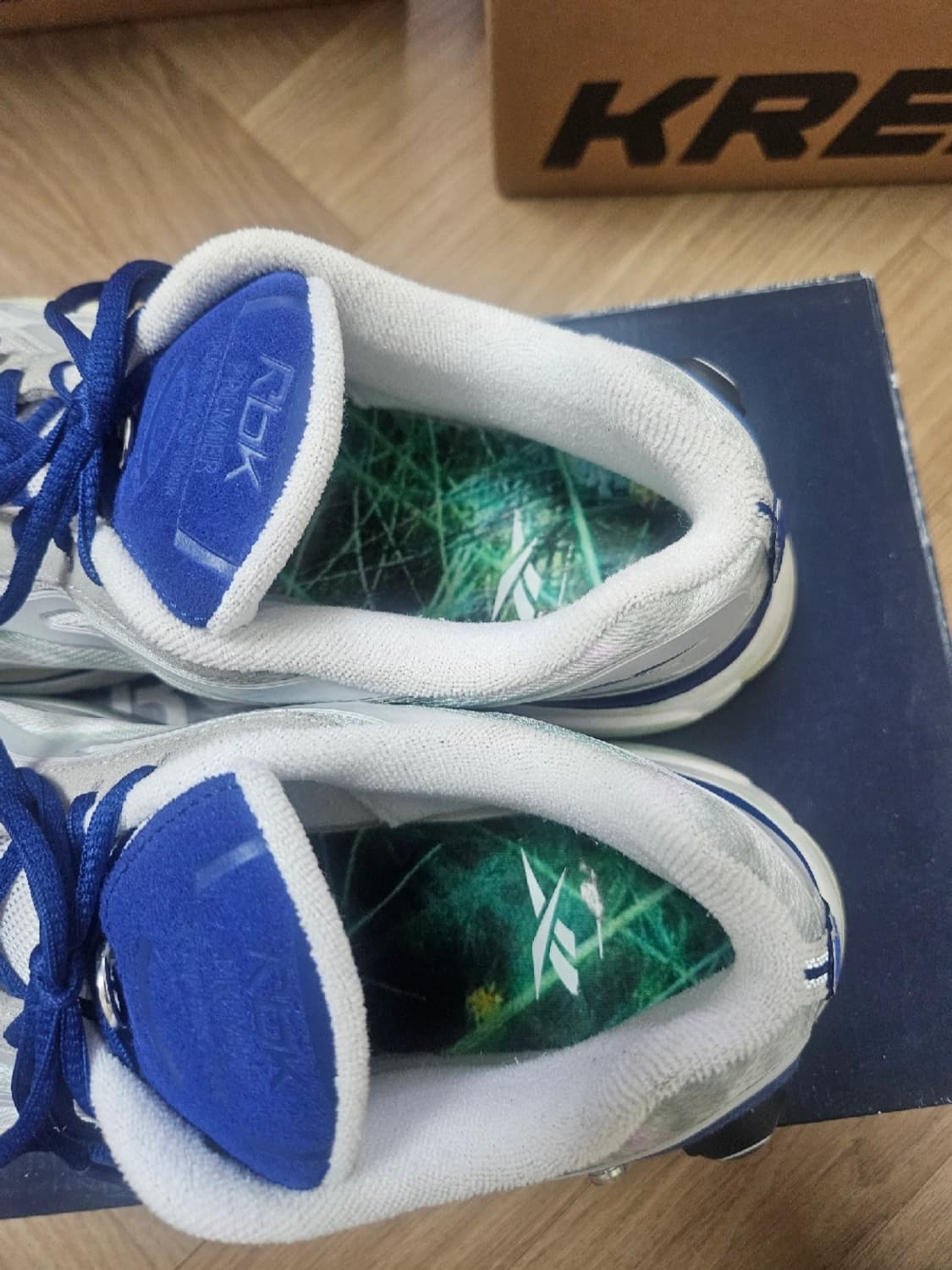 리복 x Random Event 프리미어 펌프 280 상품이미지3