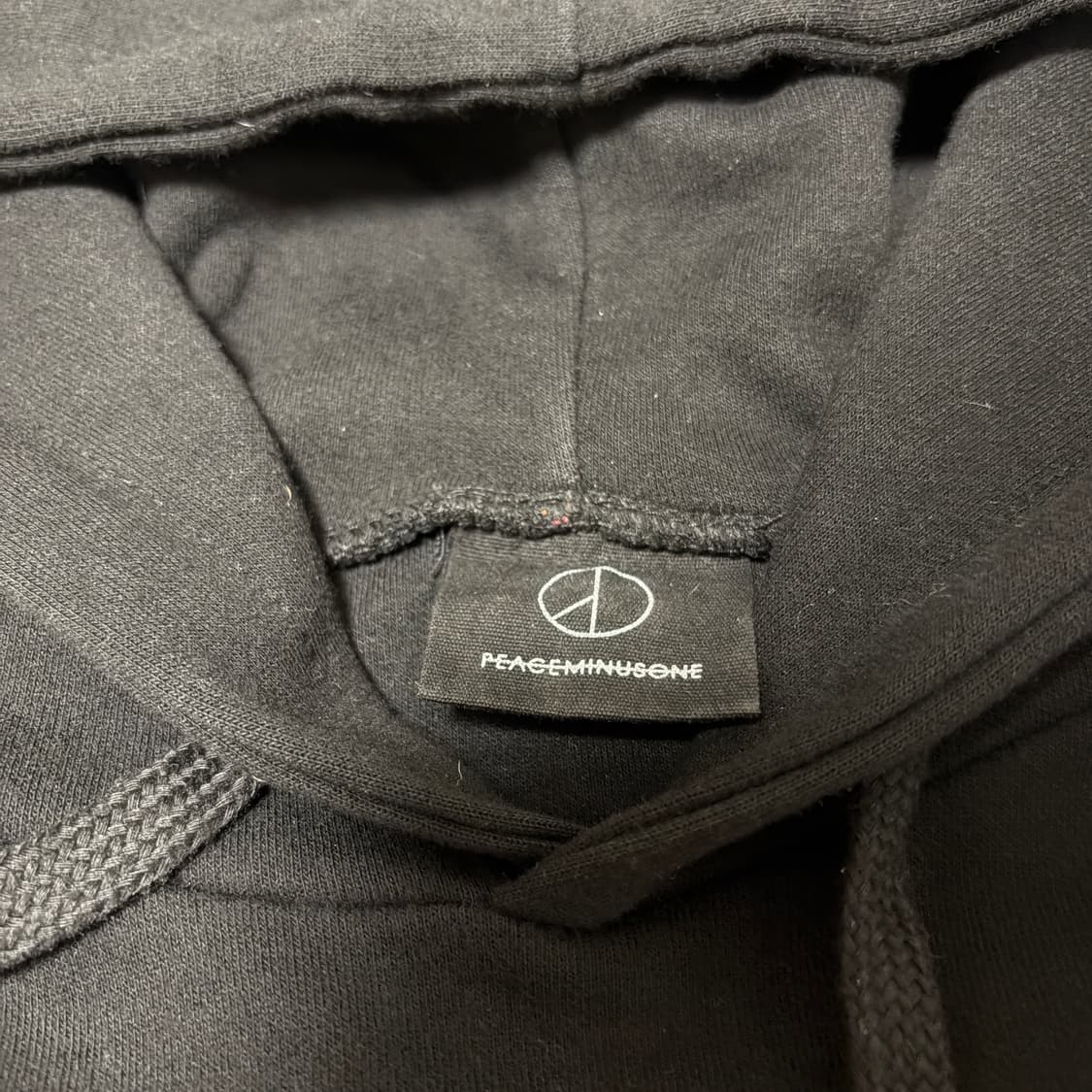 나이키 X 피스마이너원 백 프리팅 후드티 상품이미지3