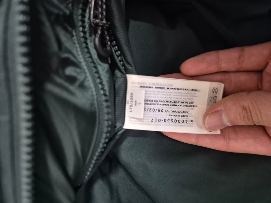 아르켓 다운 패딩 다크그린 색상 상품이미지5