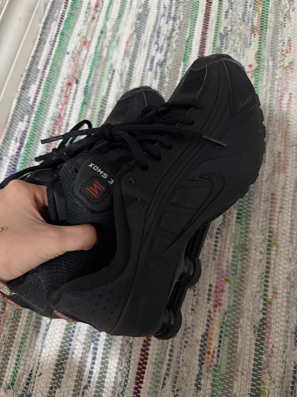 나이키 샥스 R4 240 상품이미지3