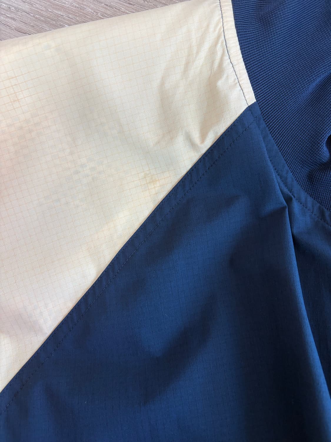 아디다스 EQT 우븐 립스톱 자켓 / NAVY (DH5147) 상품이미지4