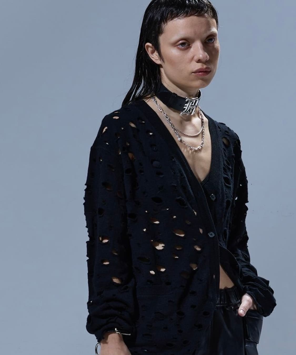 [XS]알써틴 R13 펀칭 가디건/블랙 상품이미지1