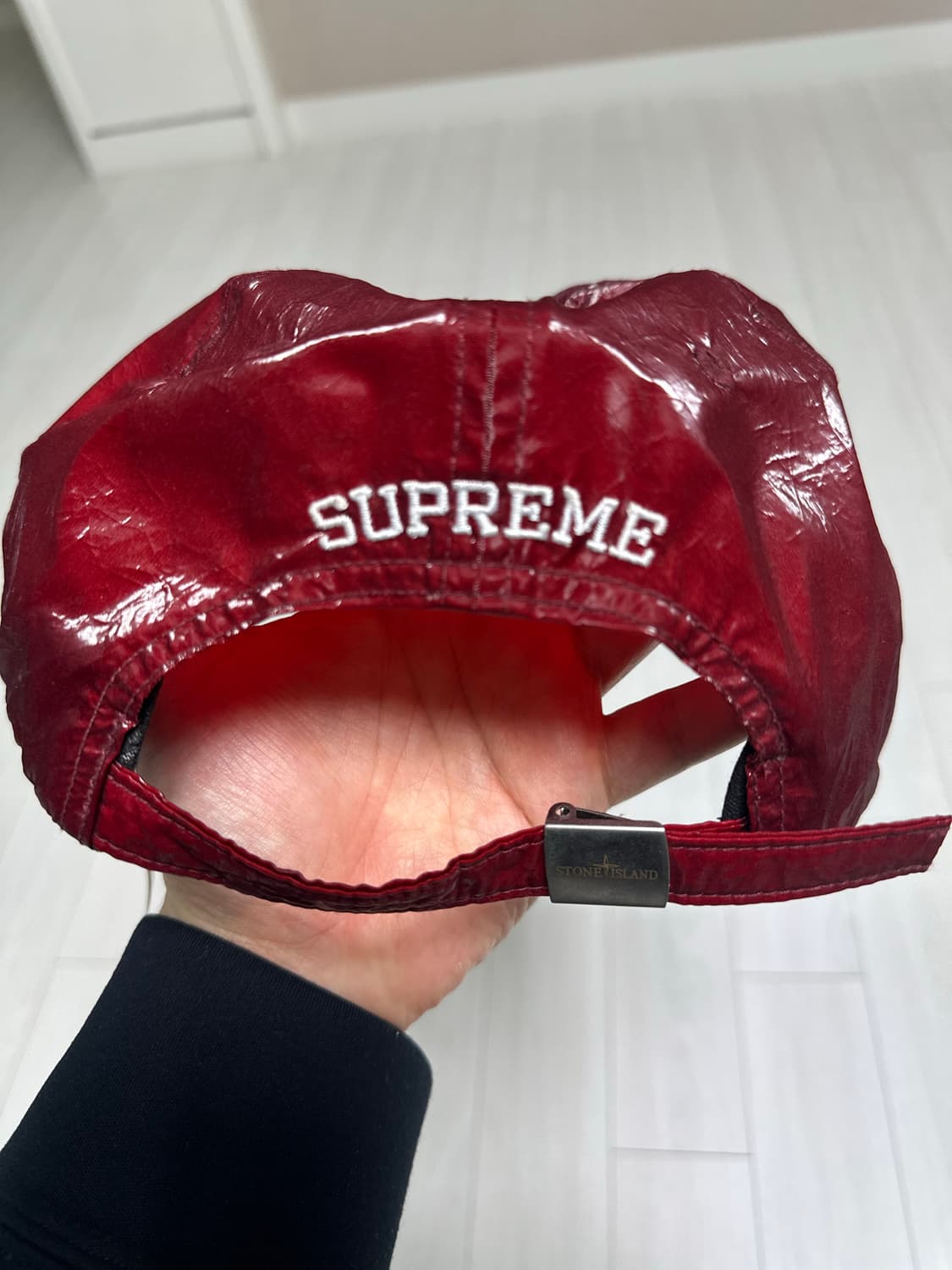 스톤아일랜드 x 슈프림 캠프캡 레드 상품이미지3