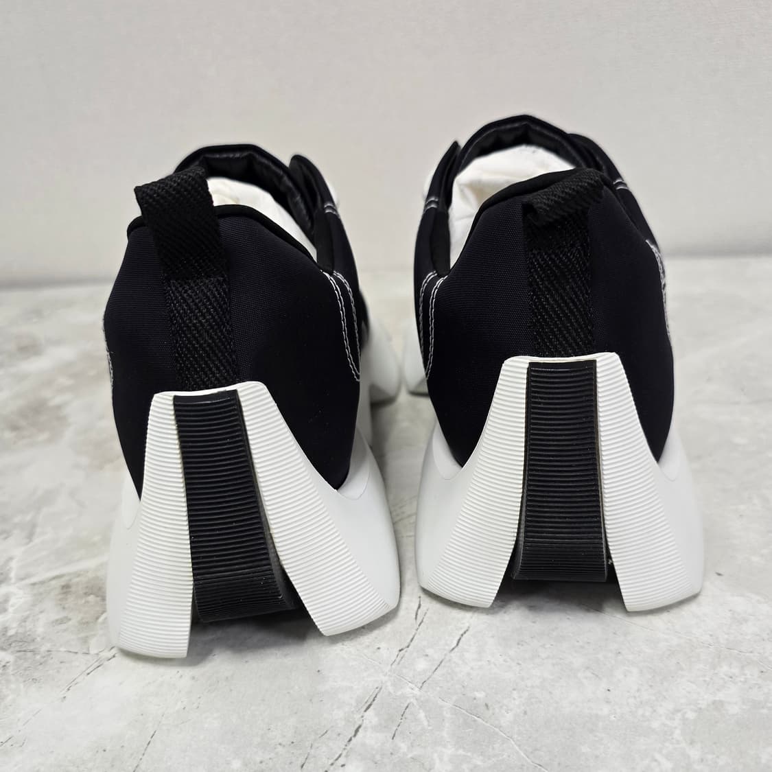 에르메스 엔볼 스니커즈 신발 38사이즈 판매 상품이미지5