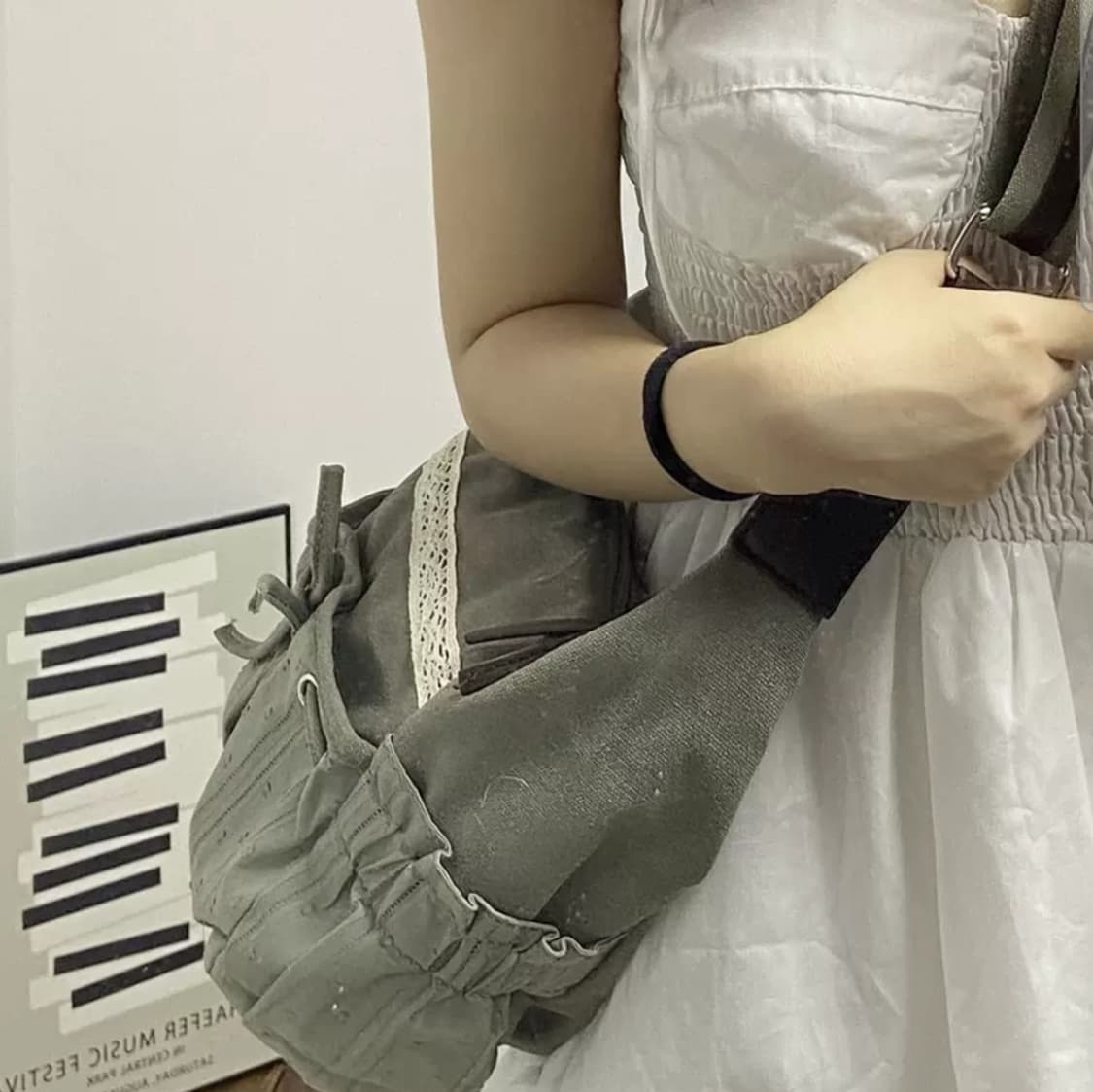 빈티지 레이스 카고 포켓 크로스백 상품이미지2