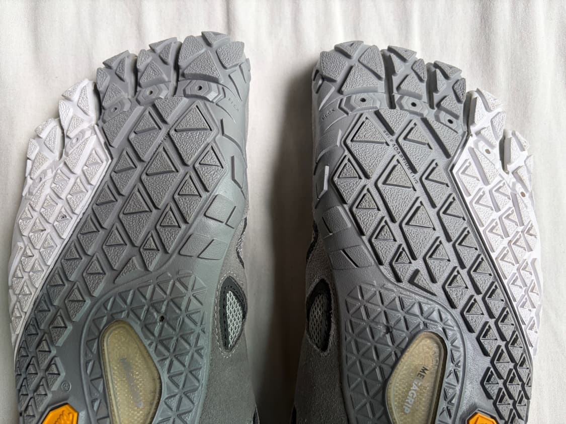 타카히로미야시타 더 솔로이스트 x 수이코크 닌 런 솔 파이브핑거스 그레이 상품이미지10