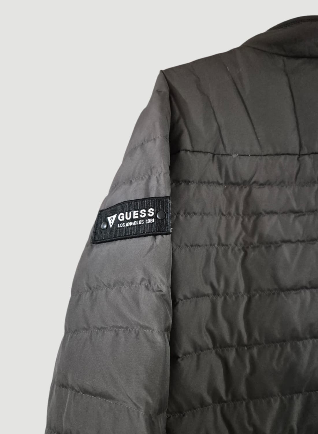 [100]게스 덕다운 경량패딩 상품이미지4