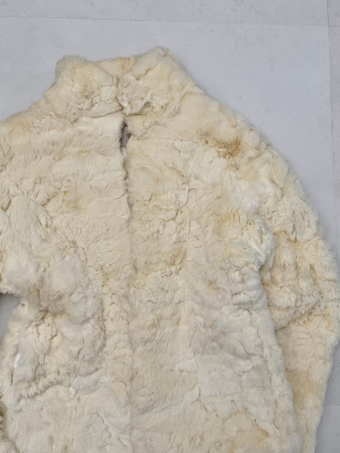 세실 맥비 아이보리 래빗퍼 자켓 상품이미지6