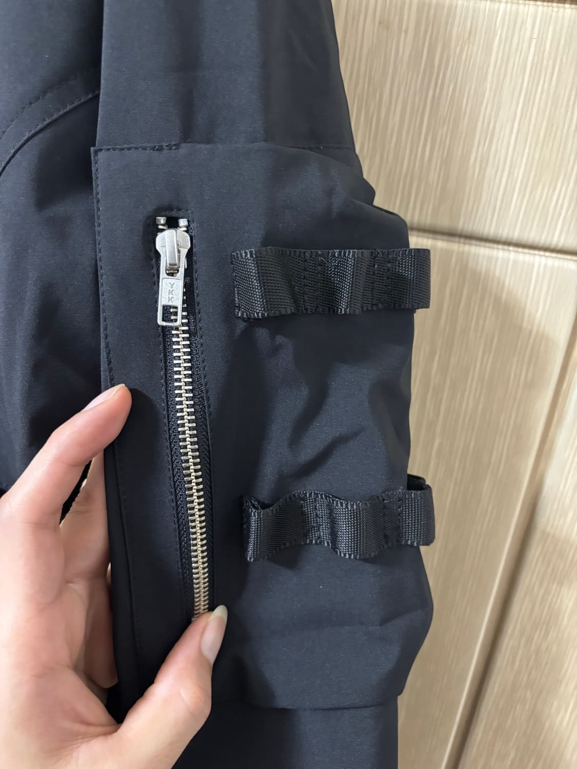 어웬드 블랙 봄버 자켓 스타일 상품이미지4