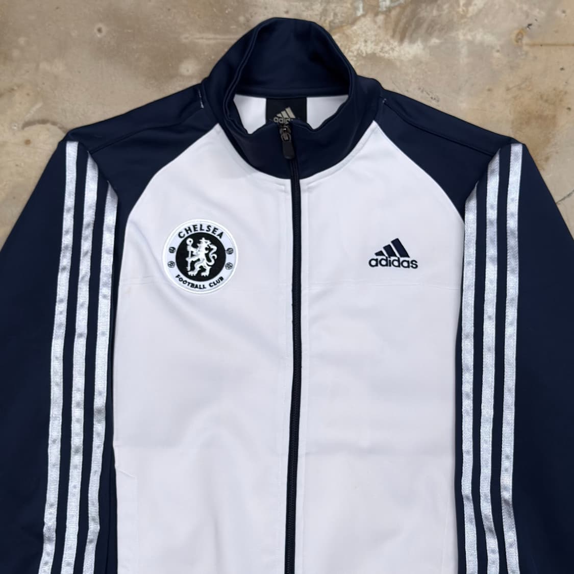 85 아디다스 첼시 화이트 네이비 배색 트랙탑 상품이미지1
