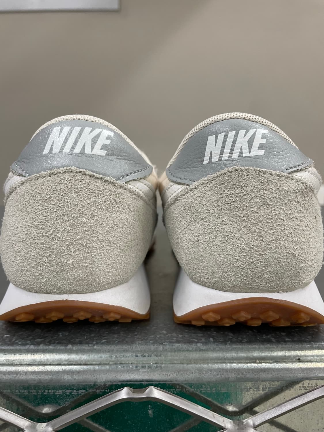 나이키 데이브레이크 서밋 화이트 235 상품이미지9