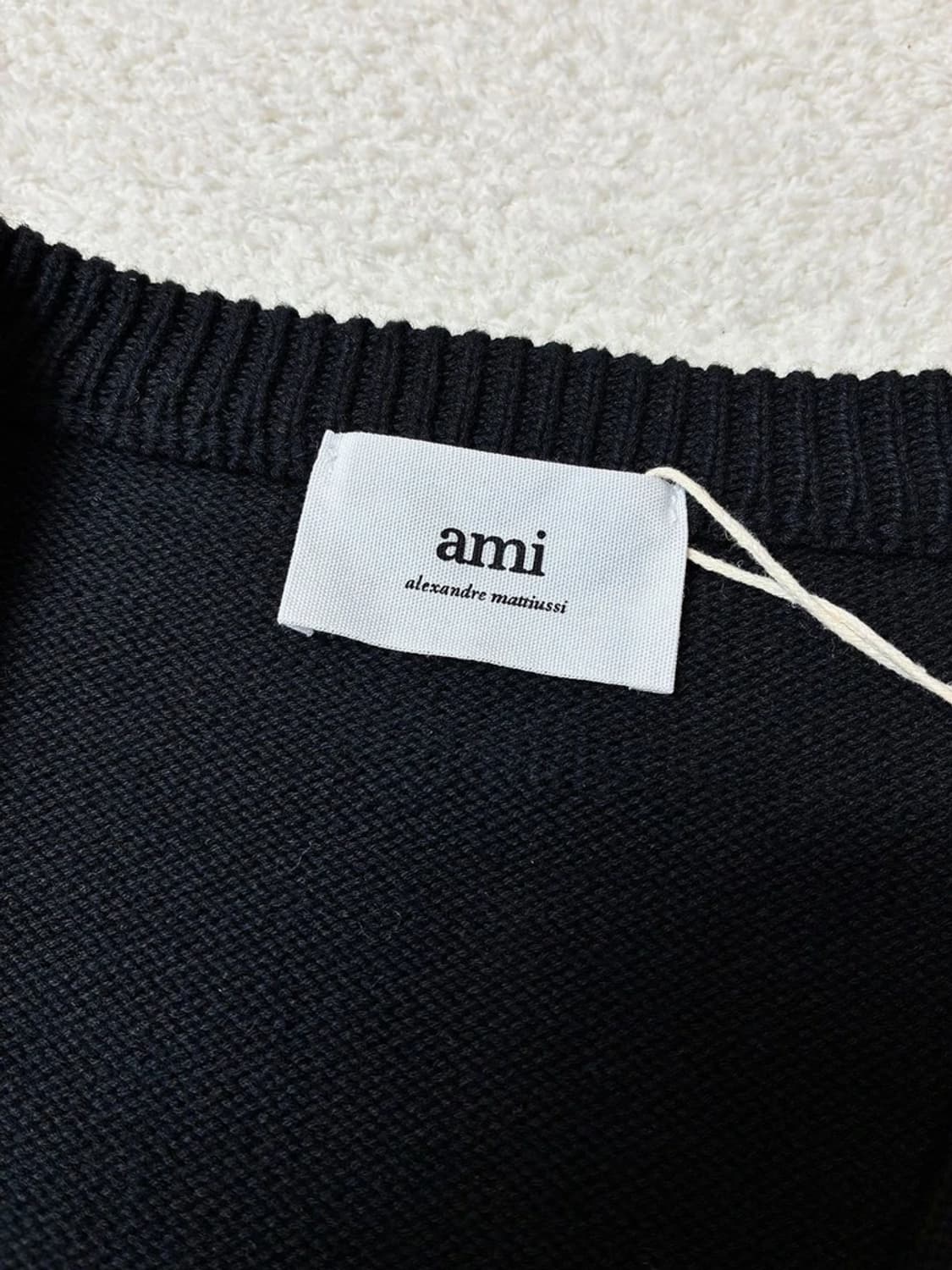 아미 AMI 스몰 하트 로고 울 니트 가디건 PN6381    상품이미지6