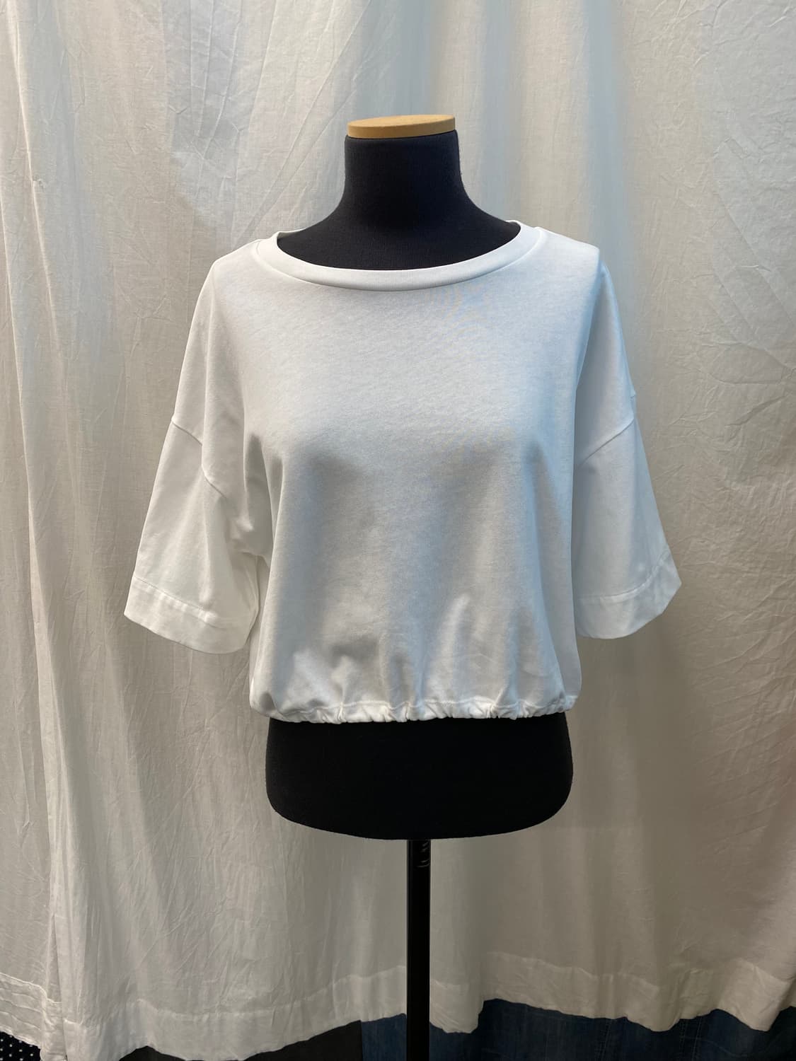GU 화이트 크롭반팔티셔츠(L) 상품이미지3