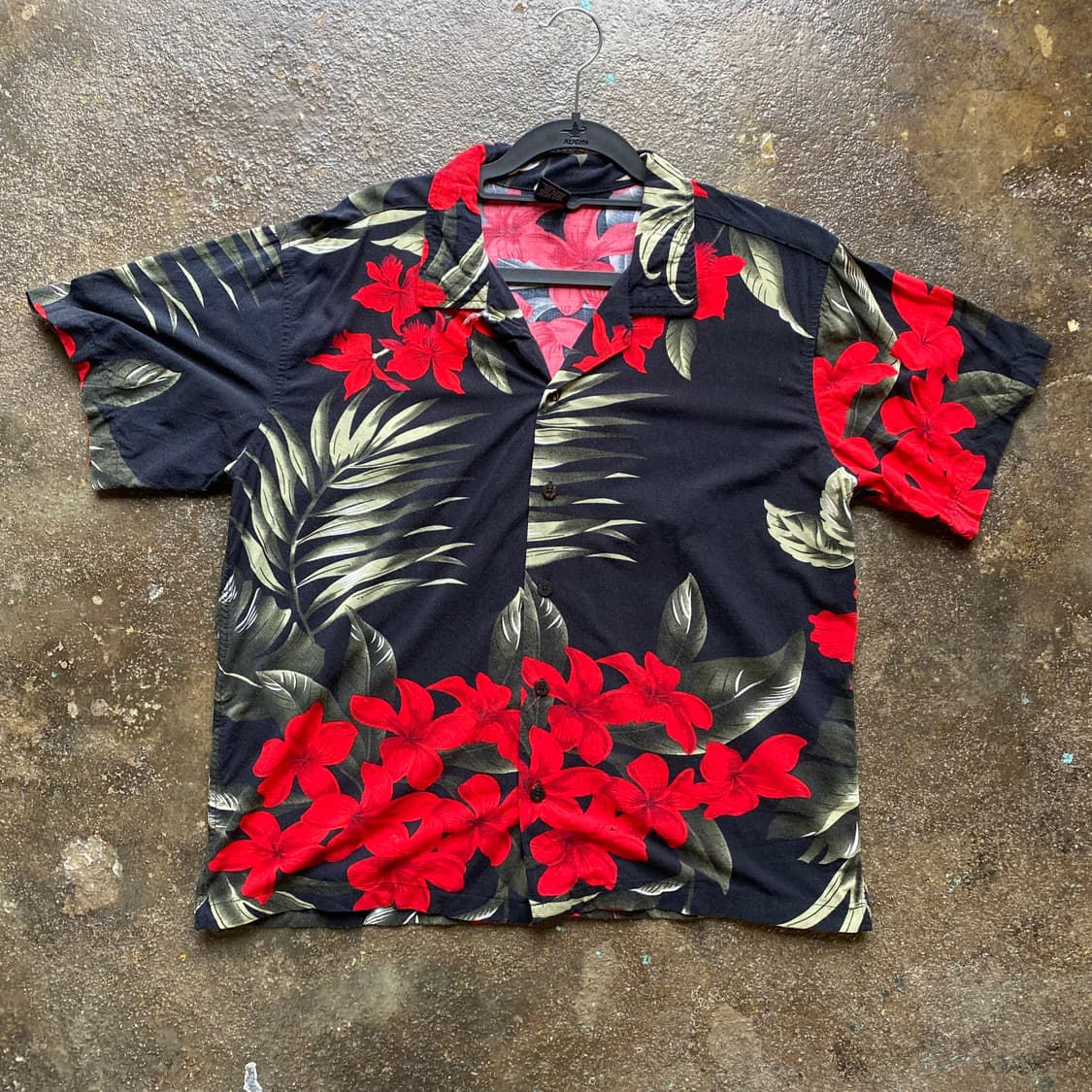 빈티지 레드 플라워 패턴 반팔 셔츠 상품이미지1