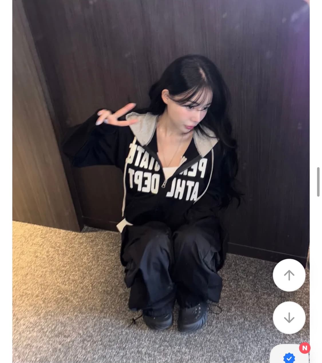 에이블리 배색 자수패치 힙 후드 집업 (새상품) 상품이미지2