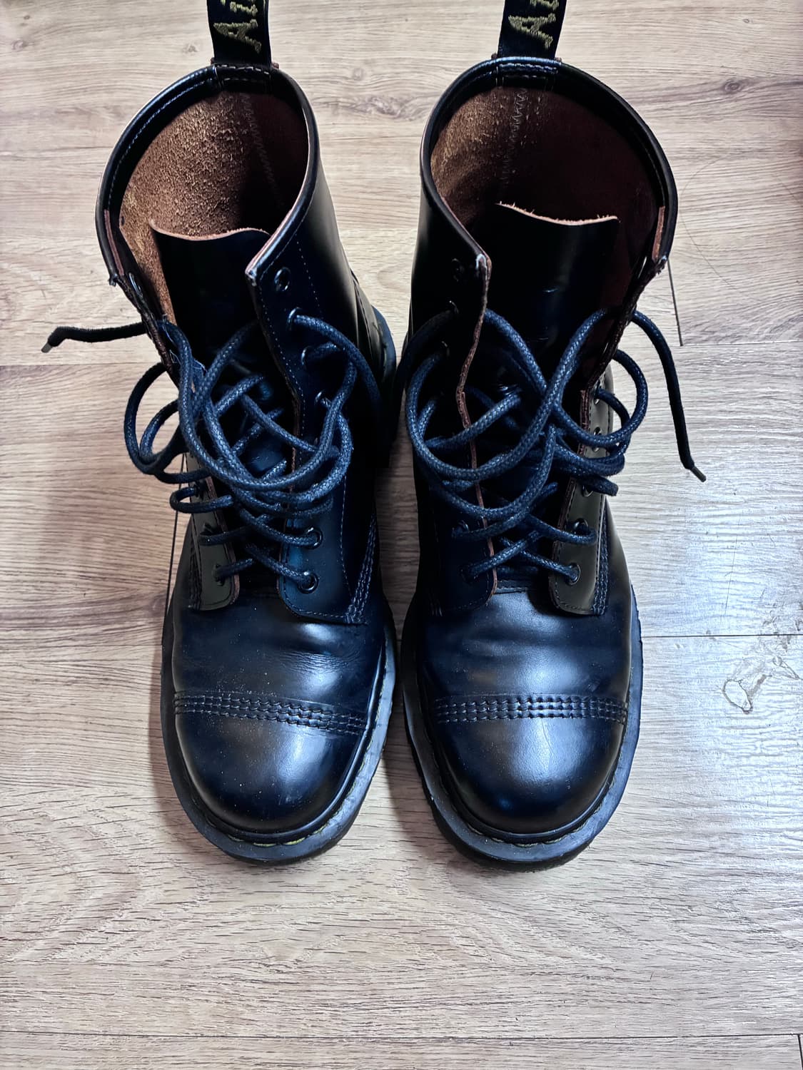 닥터마틴 벡스 Toe cap MIE 부츠 상품이미지1