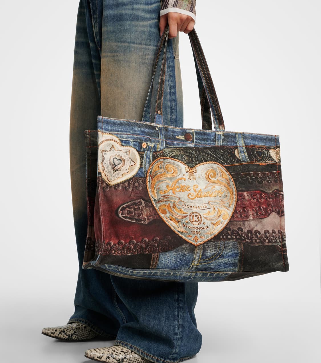 아크네스튜디오 25fw 트롱프뢰유 데님 토트백 상품이미지2