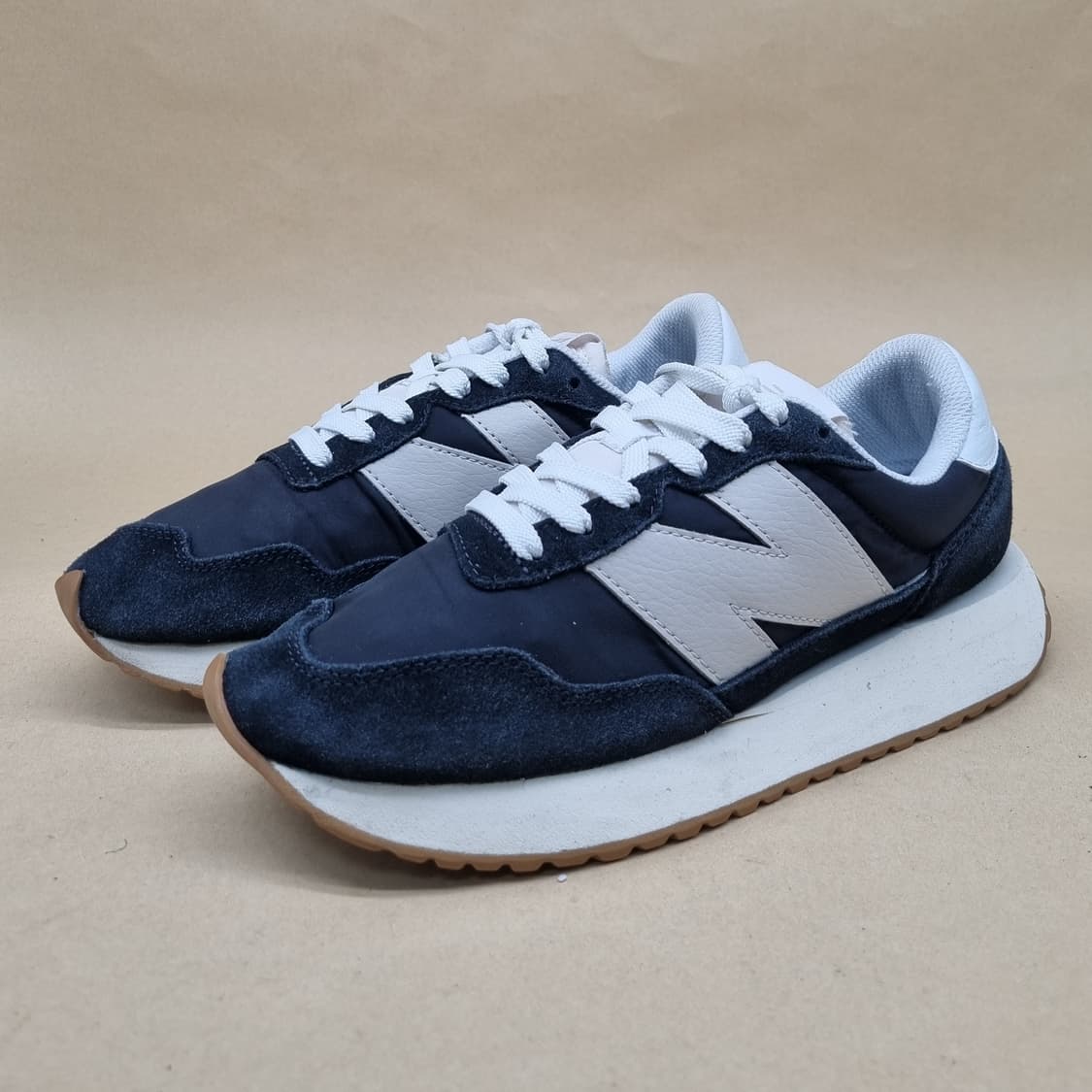 뉴발란스 237 여성운동화245 상품이미지1