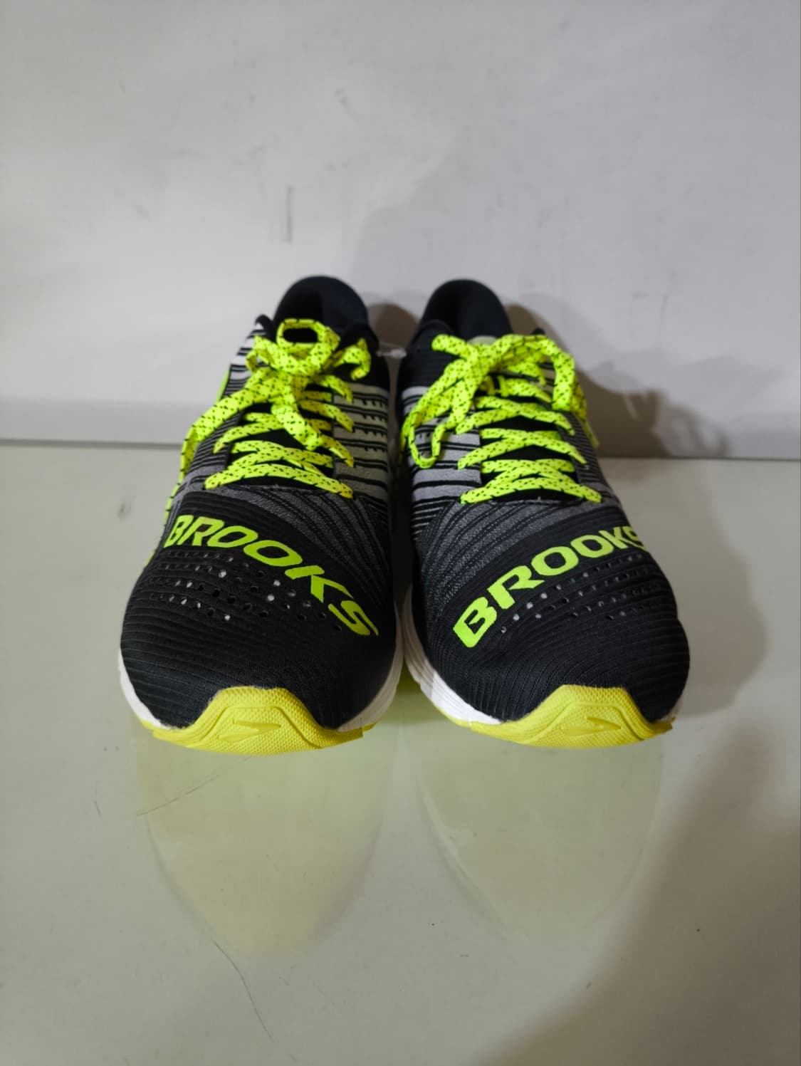 285mm 브룩스 하이페리온 런닝화  상품이미지2