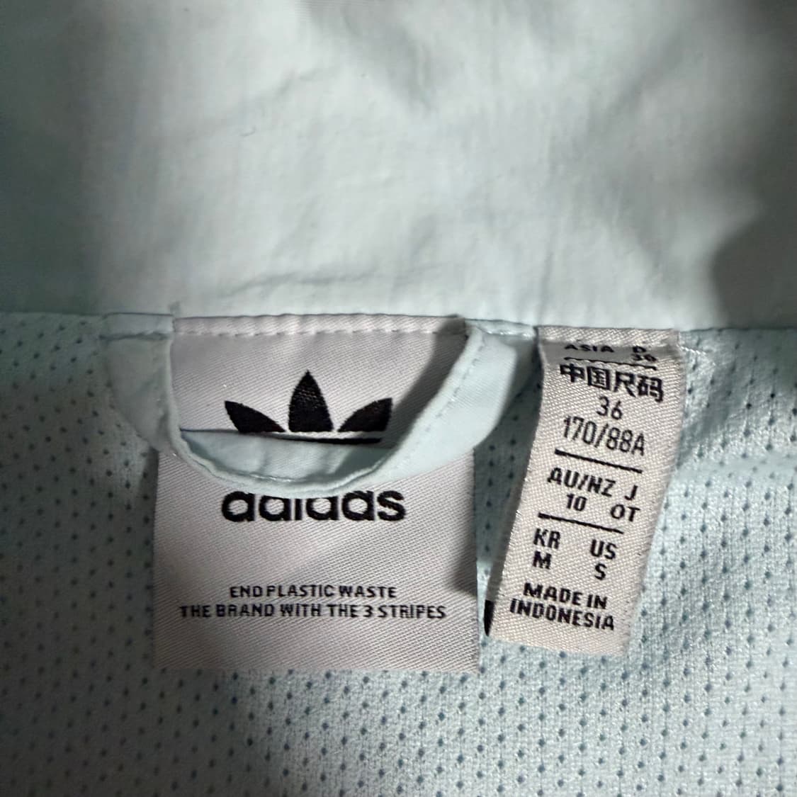 아디다스 하늘색 바람막이 집업 m 상품이미지3