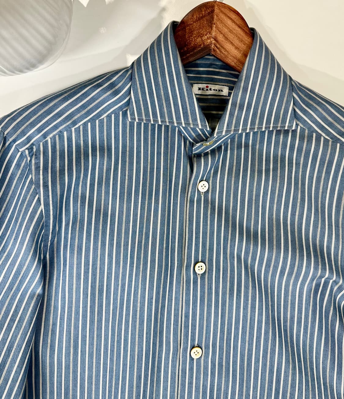 키톤 나폴리 그레이 화이트 스트라이프 셔츠 상품이미지1