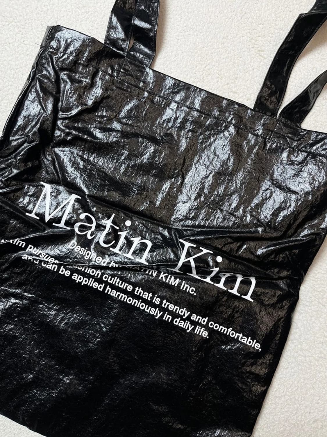 마뗑킴 새틴 시그니처 로고 에코백 Q1232 상품이미지2