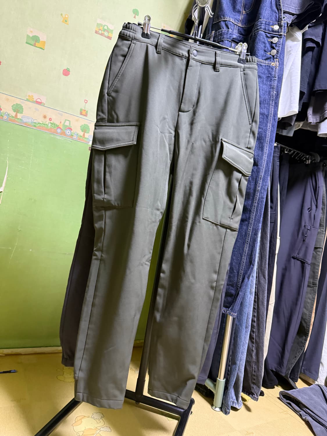 안녕하세여 험멜 약기모 조거팬츠 30사이즈 3종 판매합니다. 상품이미지5