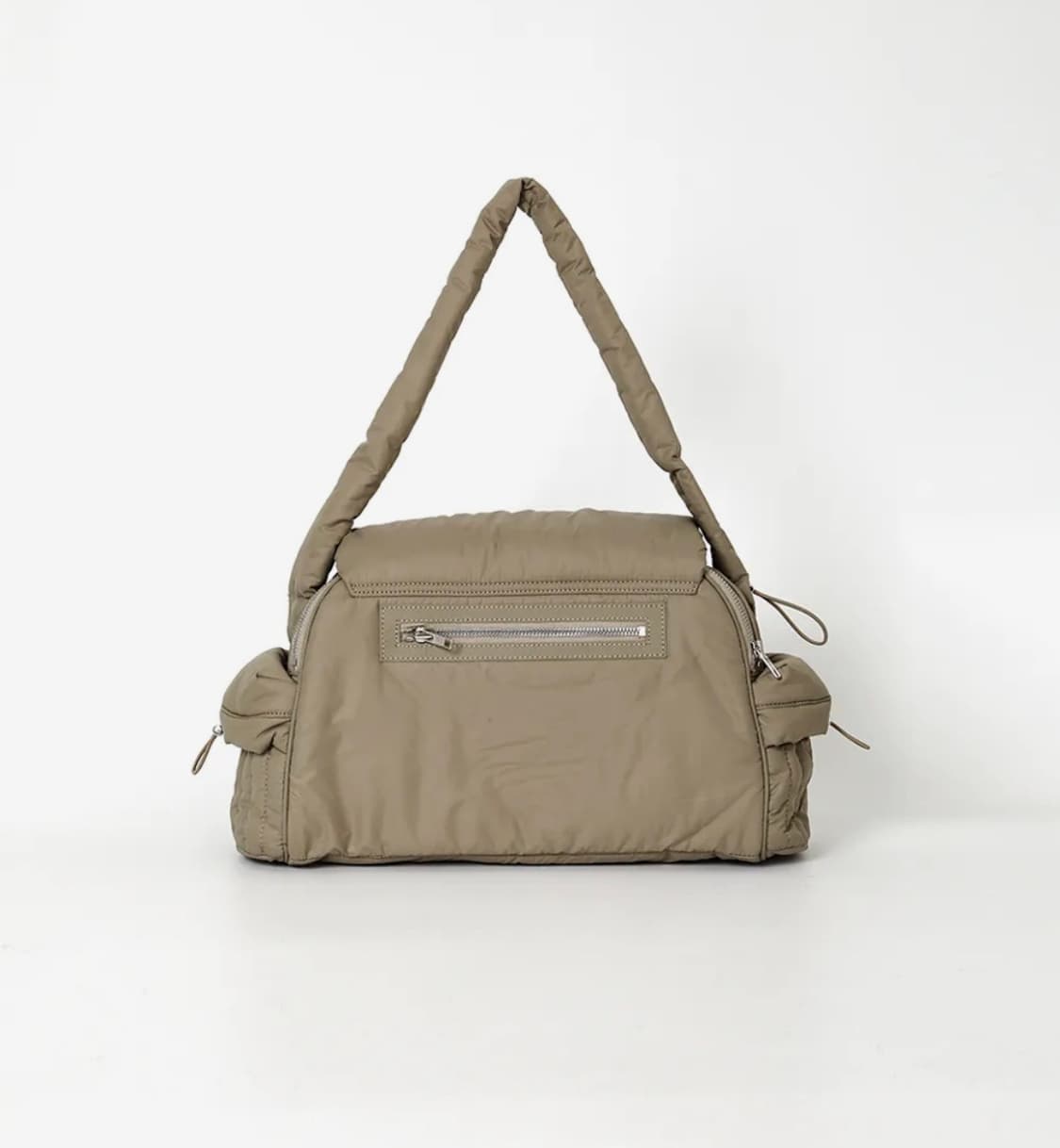 와이이이엘 SHIRRING SHOULDER PADDED BAG BEIGE 상품이미지3