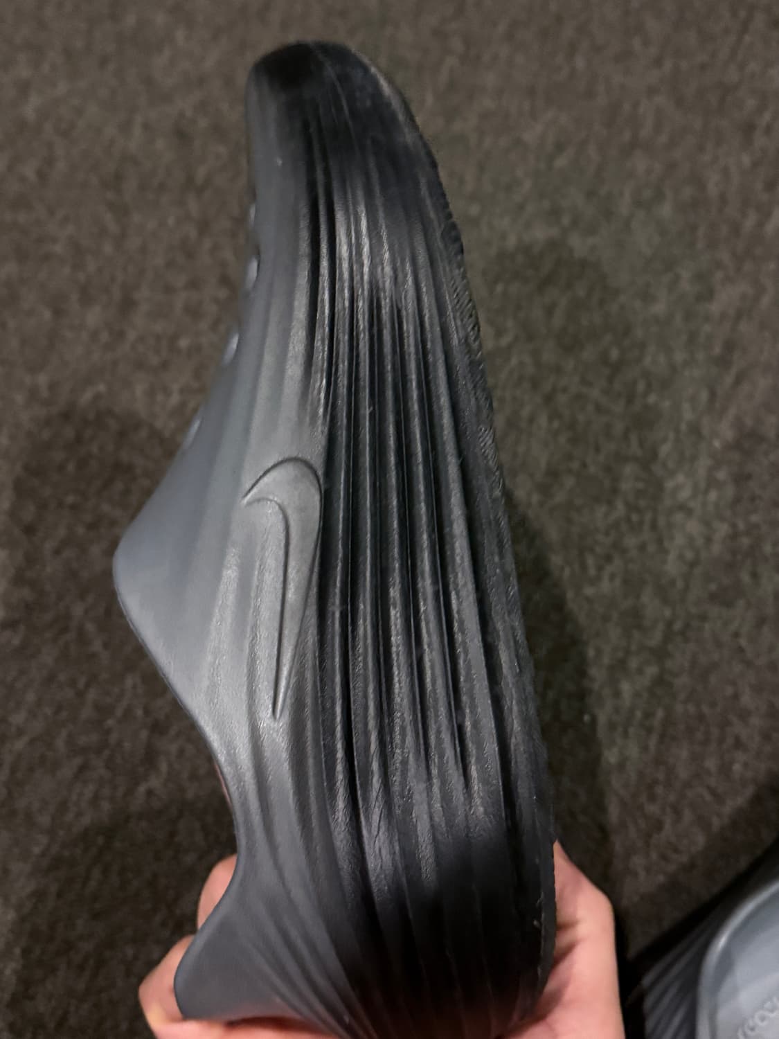 나이키 리액트X 리주버네이트 블랙 쿨 그레이 280 사이즈 판매합니다 상품이미지7