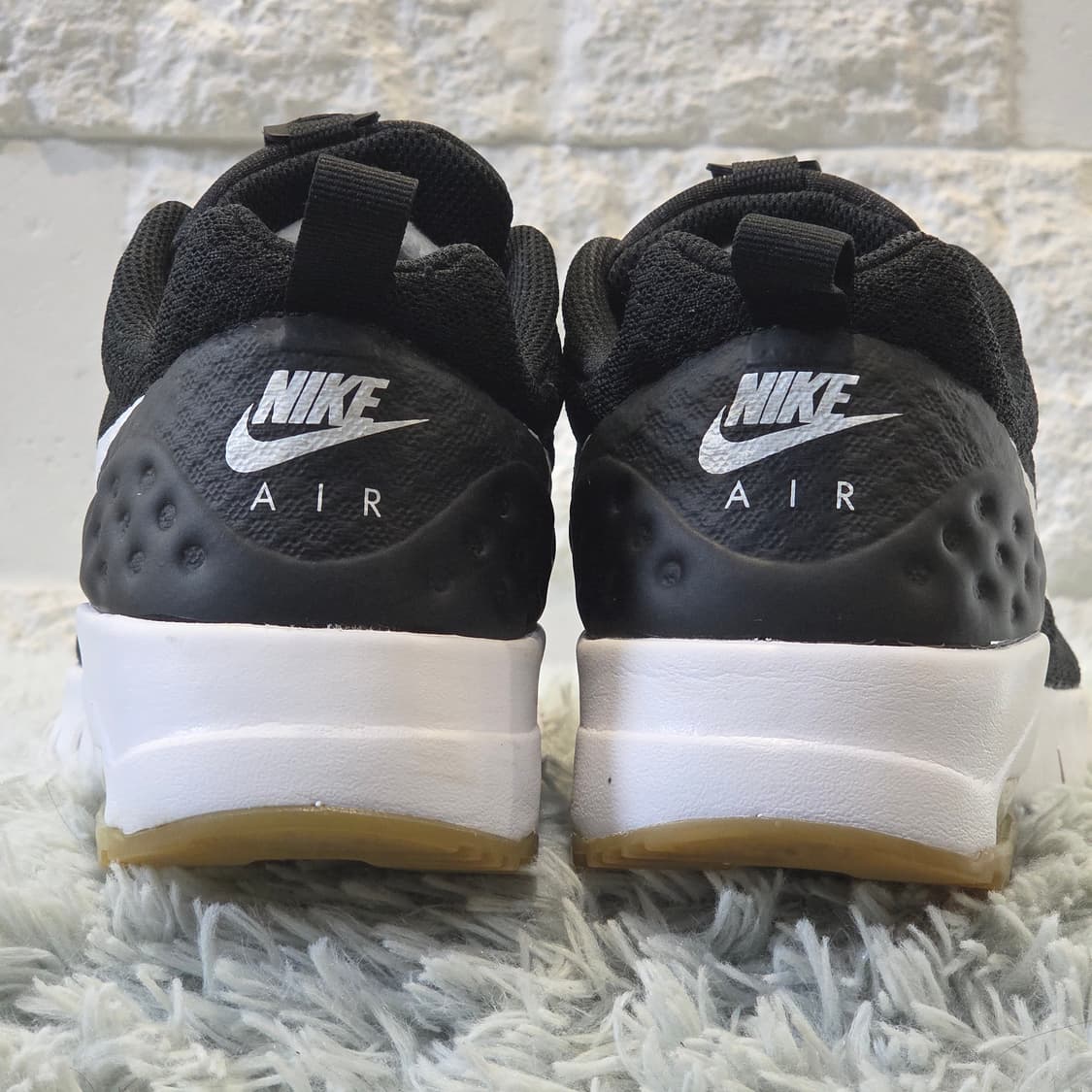 3q-25:나이키 에어 맥스 모션 2 GS 블랙 화이트 (22.5cm) 상품이미지3