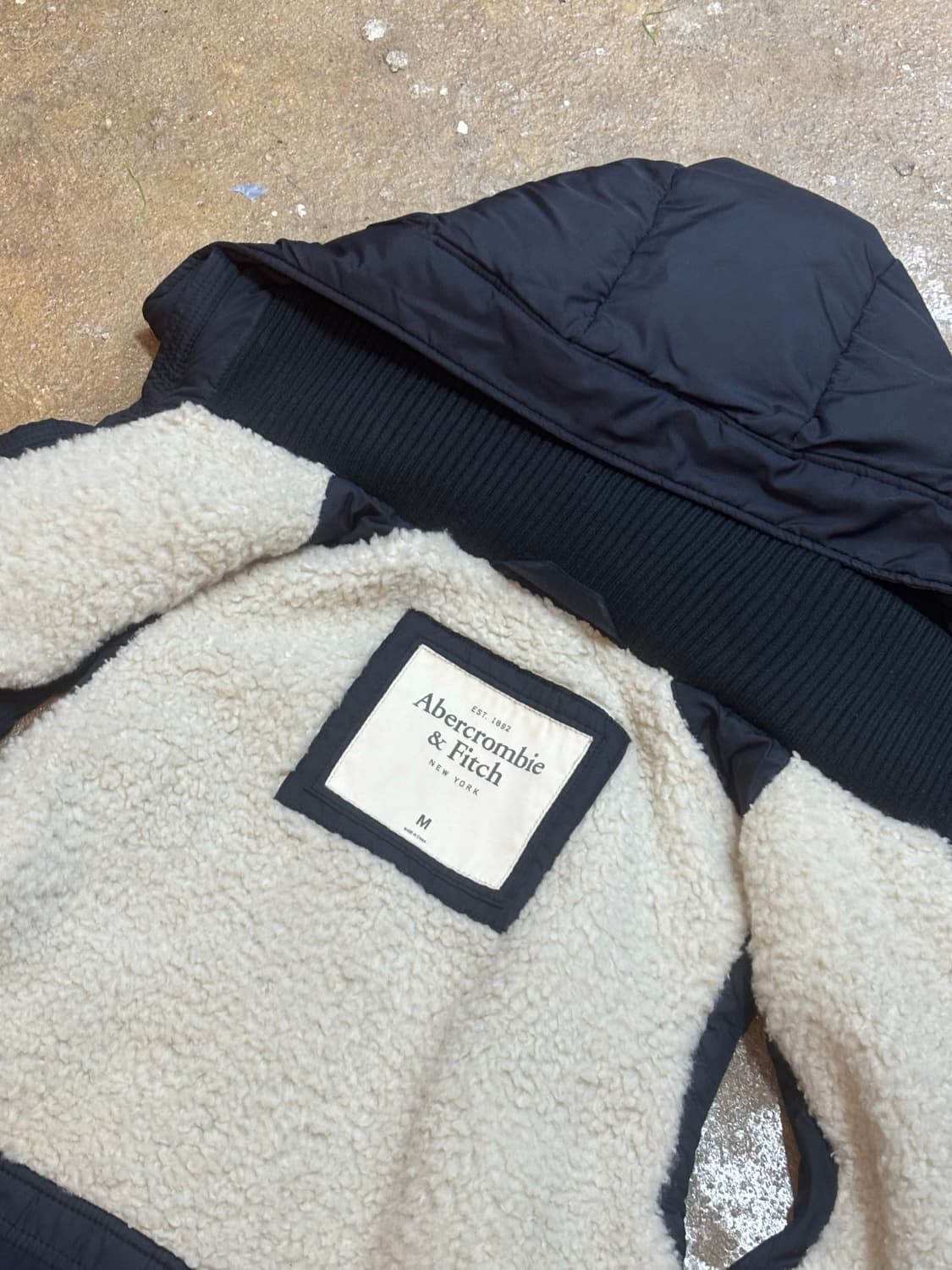 Abercrombie & Fitch 패딩 조끼 상품이미지5