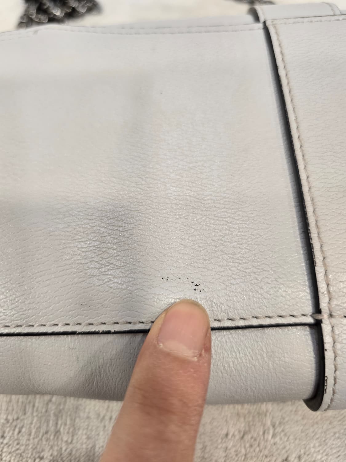 로사케이 아이보리 체인 크로스백 겸 클러치백 가방 상품이미지10