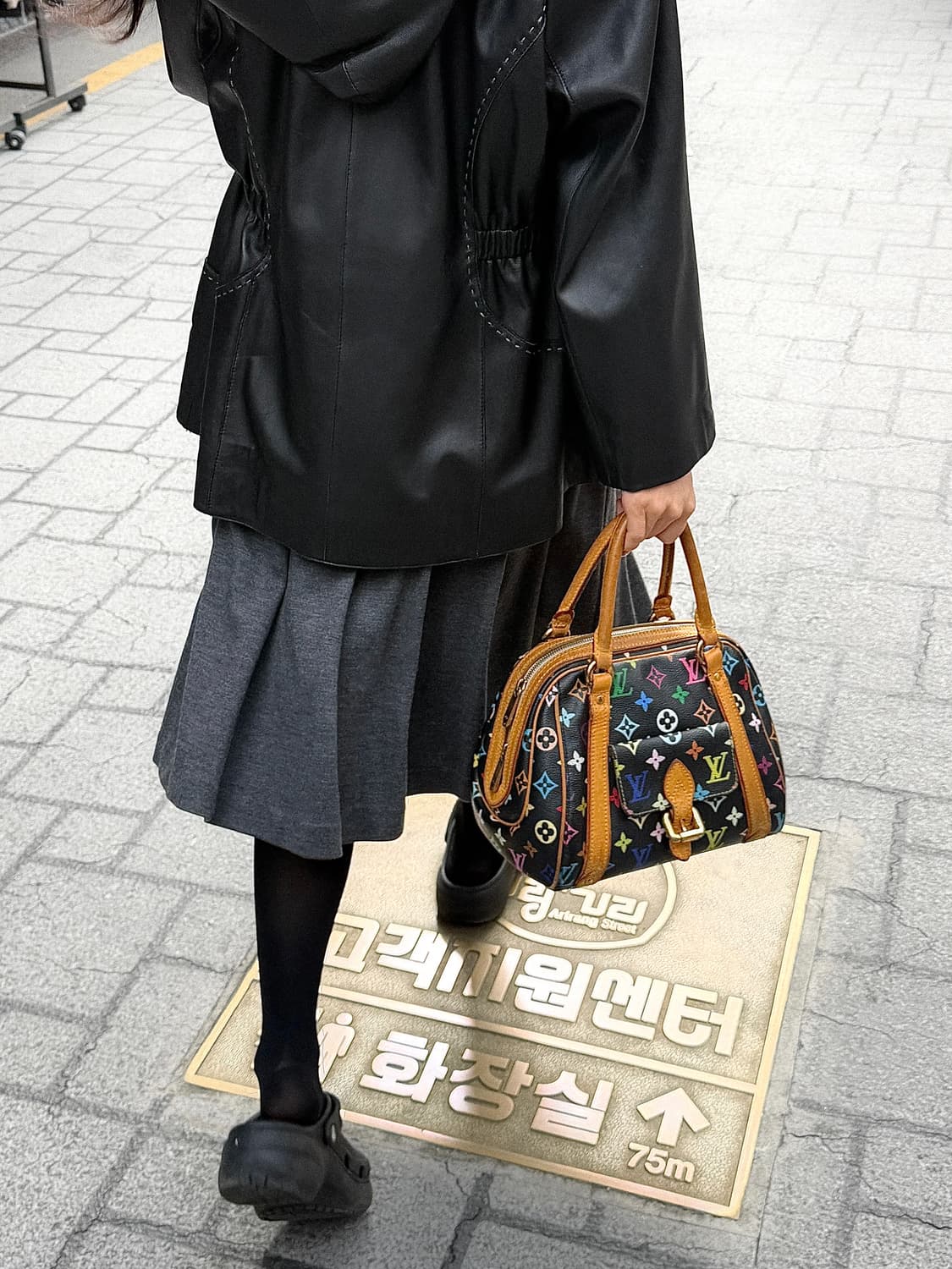 루이비통 멀티컬러 모노그램 프리실라 토트백 상품이미지1