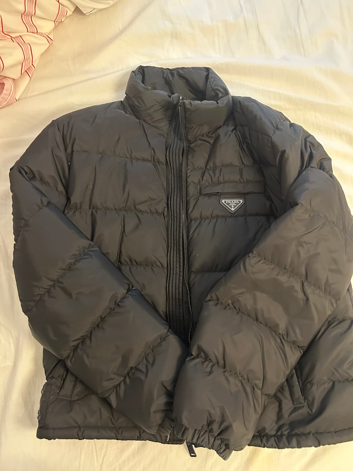 [48] 프라다 리나일론 패딩 블랙 상품이미지1