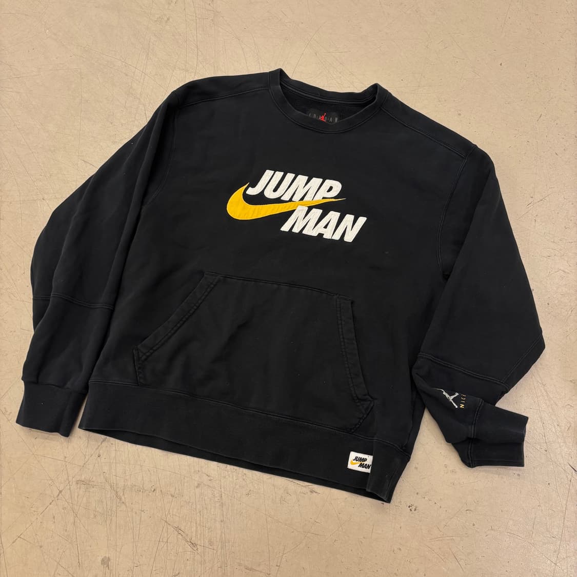 나이키 조던 점프맨 빅로고 맨투맨 상품이미지1