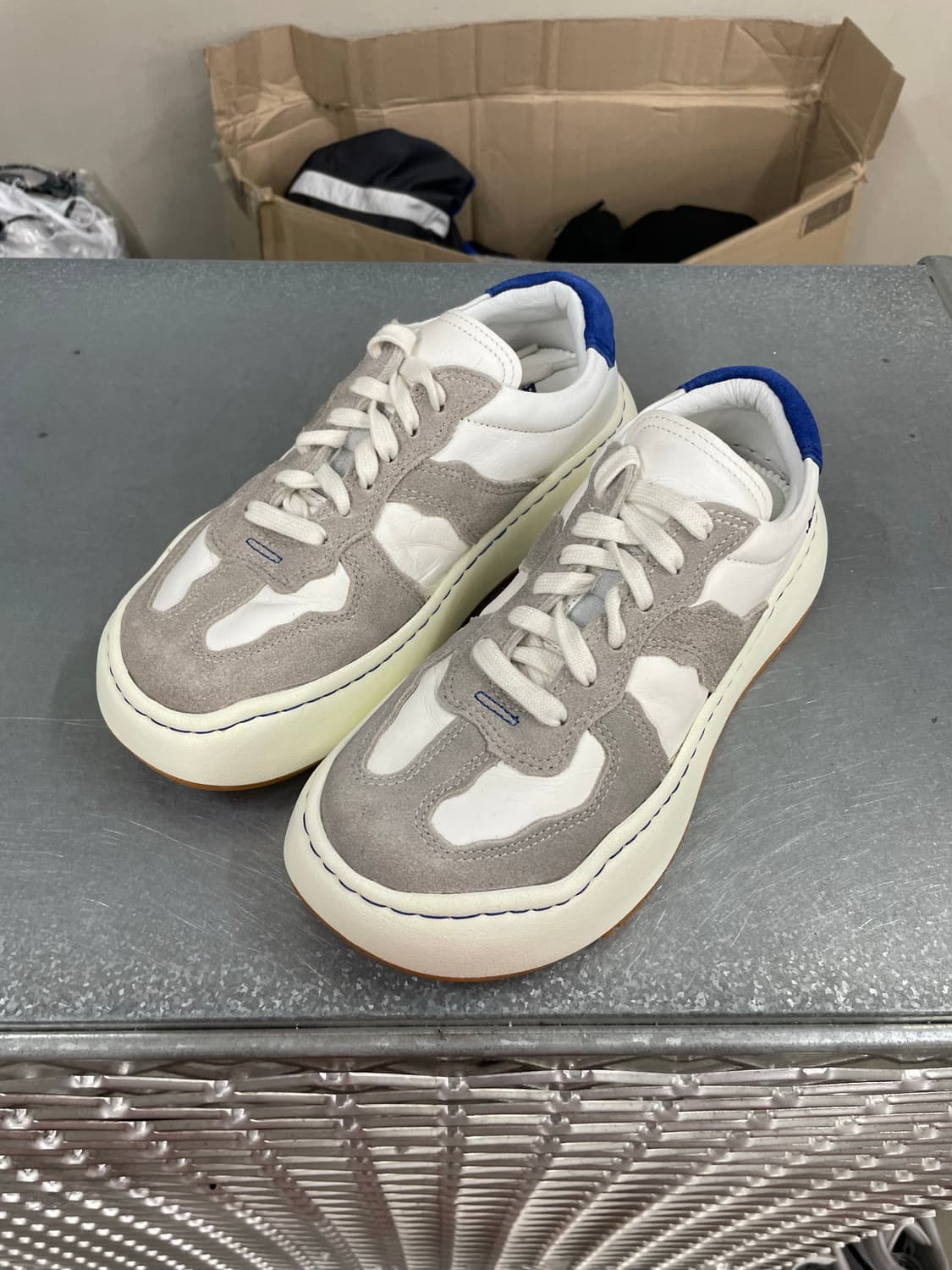 아더에러 로그 바우스 오프 화이트 230 상품이미지2