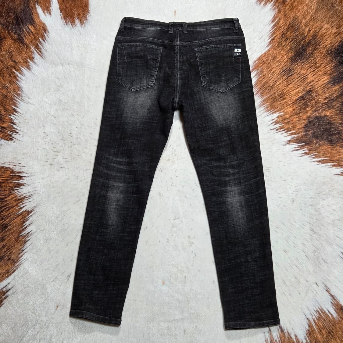 흑청 데미지 워싱 슬림핏 데님 팬츠 상품이미지4