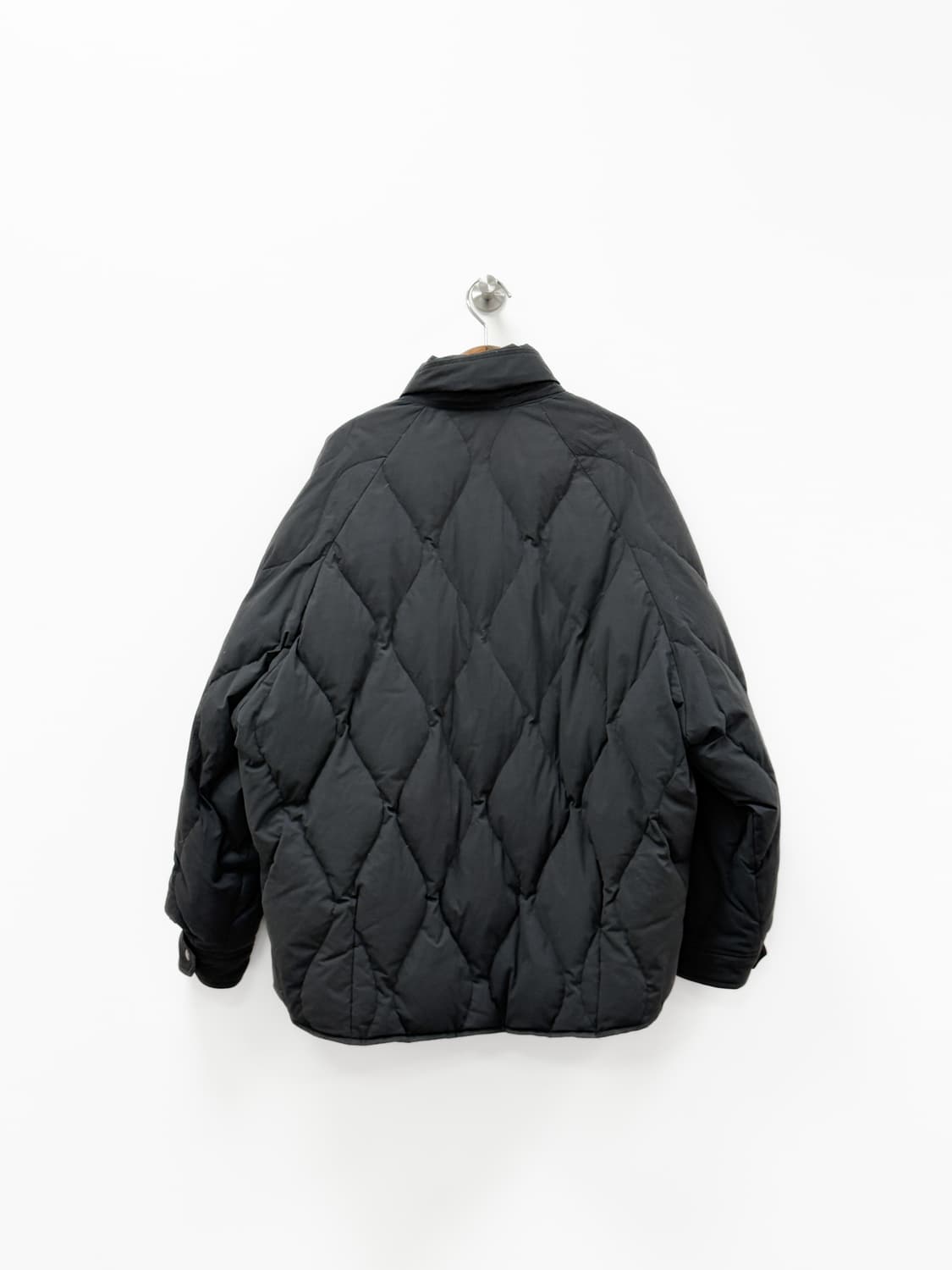아떼 바네사브루노 블랙 퀼팅 구스 다운 자켓 상품이미지3
