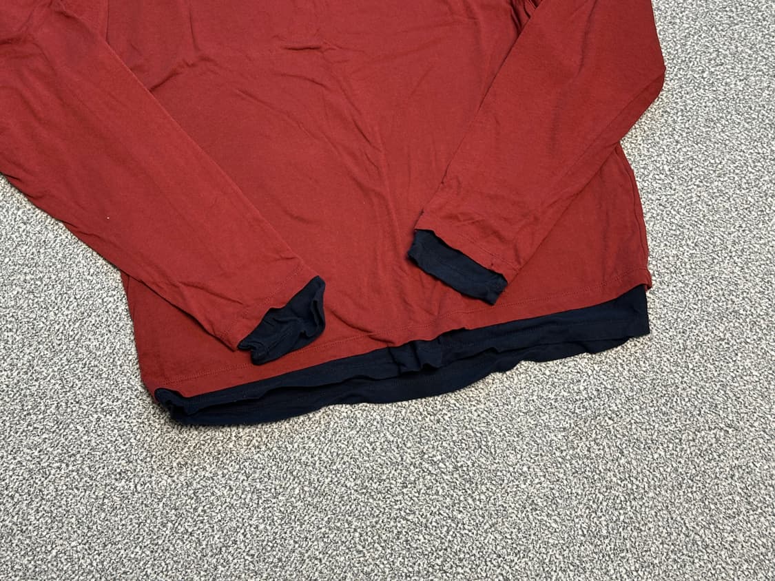 해칭룸 Two Face Linger Tee Red/Navy 상품이미지3