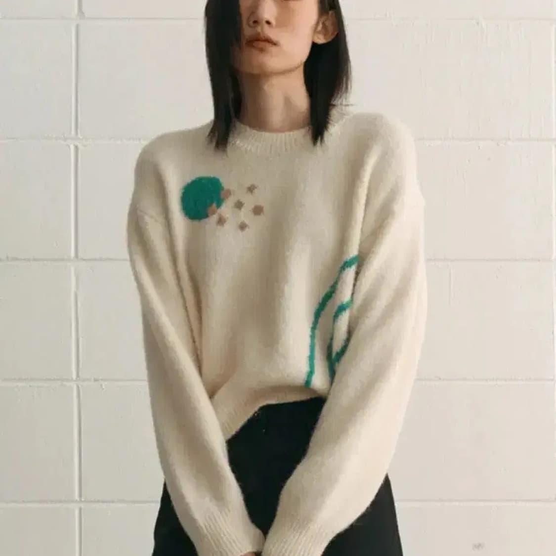 시엔느 드로잉 알파카 니트 상품이미지1