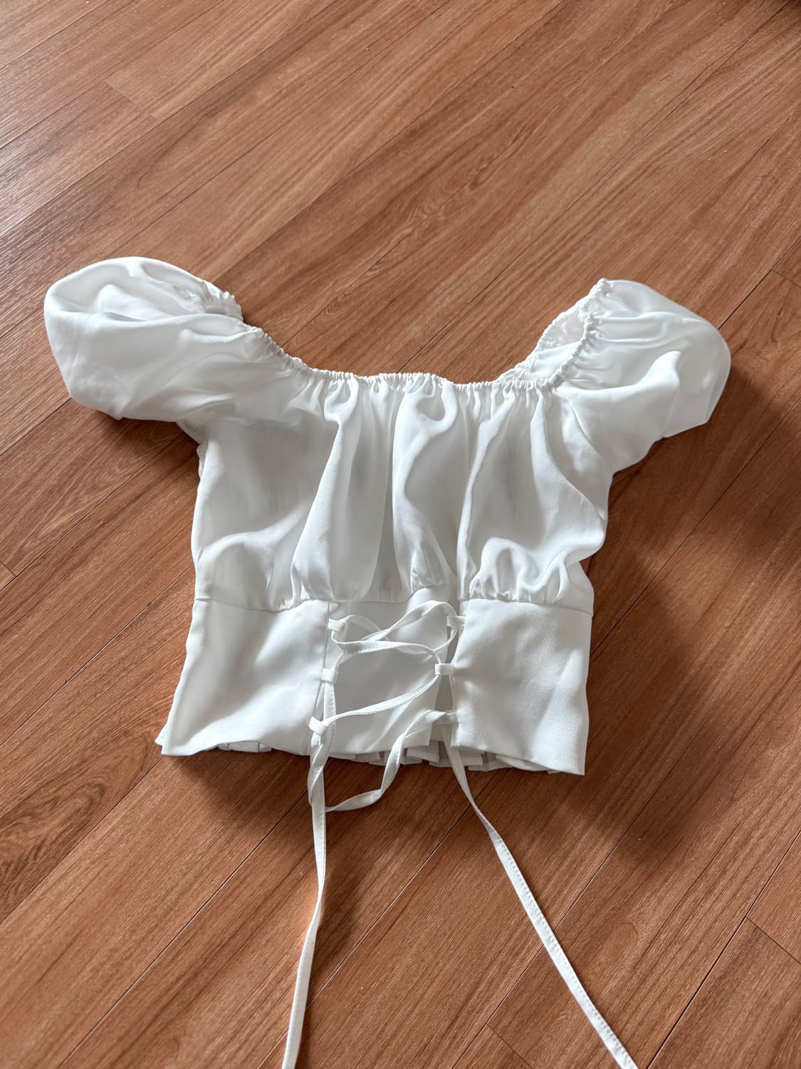 (새상품, 실사o) 낫유어로즈 코르셋 크롭 블라우스 상품이미지2